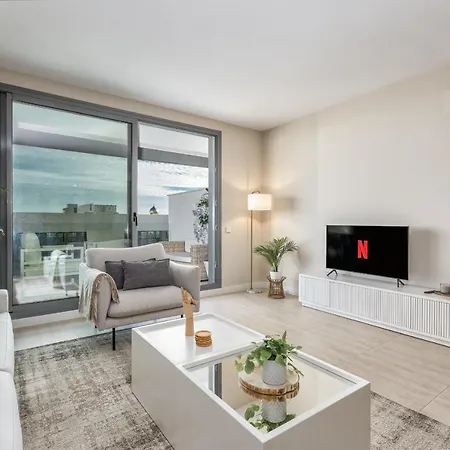 Vivi Homes - Sol Garden Pool, Terrace & Golf