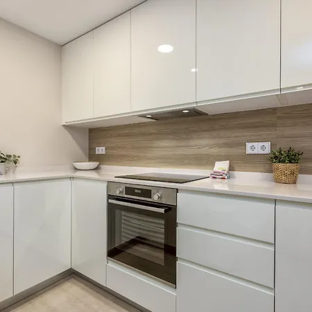 Vivi Homes - Sol Garden Pool, Terrace & Golf Estepona