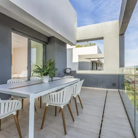 Vivi Homes - Sol Garden Pool, Terrace & Golf Apartment Estepona