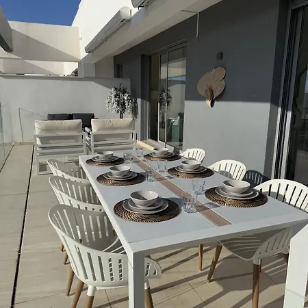 Vivi Homes - Sol Garden Pool, Terrace & Golf アパート