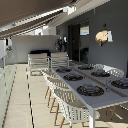 Vivi Homes - Sol Garden Pool, Terrace & Golf アパート *