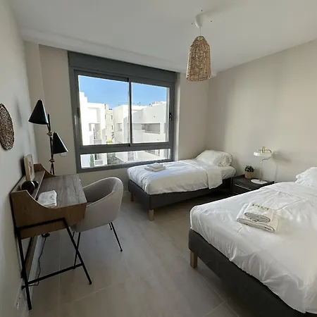 Vivi Homes - Sol Garden Pool, Terrace & Golf アパート