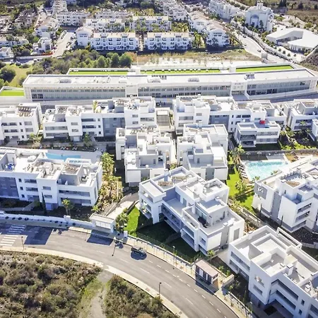 アパート Vivi Homes - Sol Garden Pool, Terrace & Golf