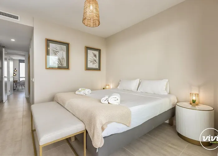 Vivi Homes - Sol Garden Pool, Terrace & Golf Apartament Estepona